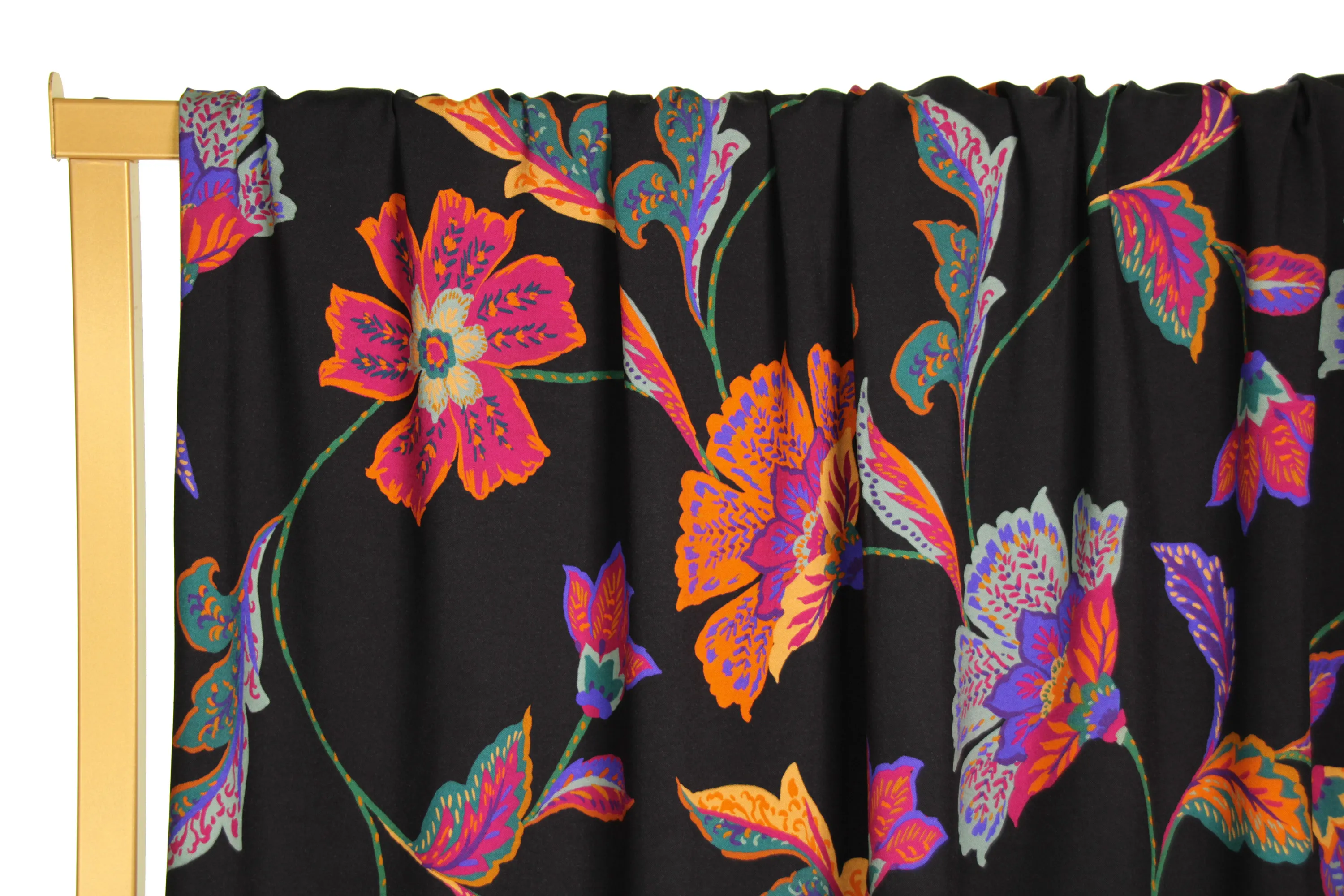 Viscose zwart met bloemen - Atelier Jupe